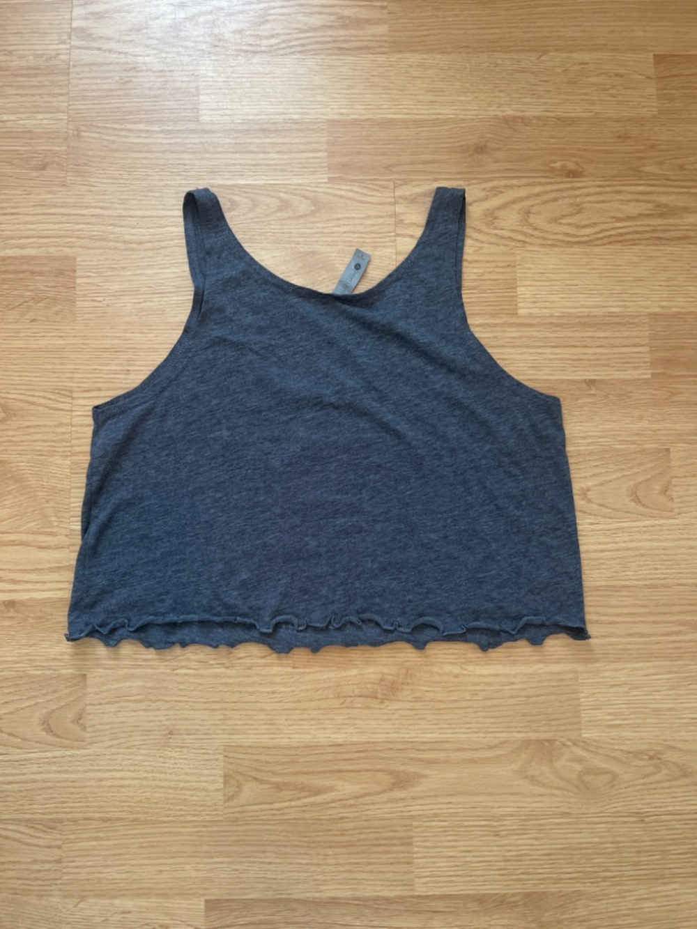 Next Level Apparel Colorado Gray Cropped Boho Tank Size Small - Picture 7 of 7